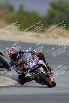 media/Jan-14-2023-SoCal Trackdays (Sat) [[497694156f]]/Turn 10 (1050am)/